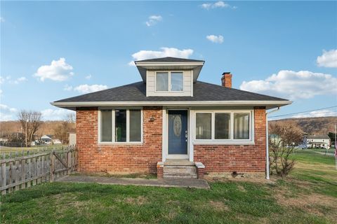 Photo of 32 Stadium Rd, Fredericktown, PA 15333 (MLS # 1733271)