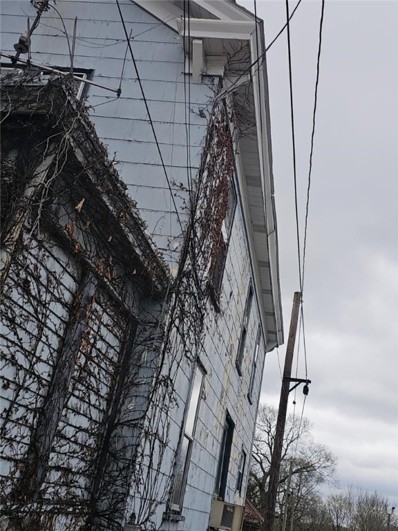 148 Frothingham Ave Ave, Jeannette, Pennsylvania image 2