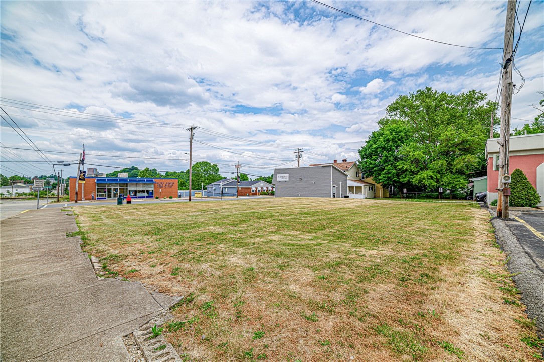 LOT A & B E 1st Avenue
