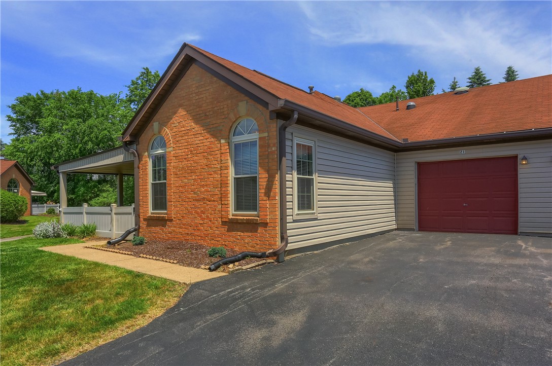 21 Ashford Dr