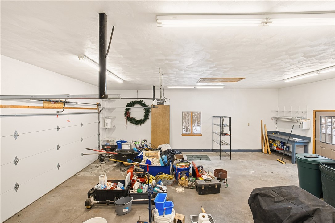 Johnstown, Pennsylvania 15909, United States, 3 Bedrooms Bedrooms, ,4 BathroomsBathrooms,Residential,Active,253105