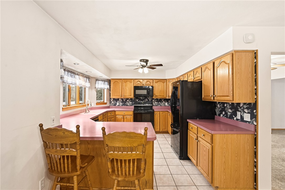 Johnstown, Pennsylvania 15909, United States, 3 Bedrooms Bedrooms, ,4 BathroomsBathrooms,Residential,Active,253105