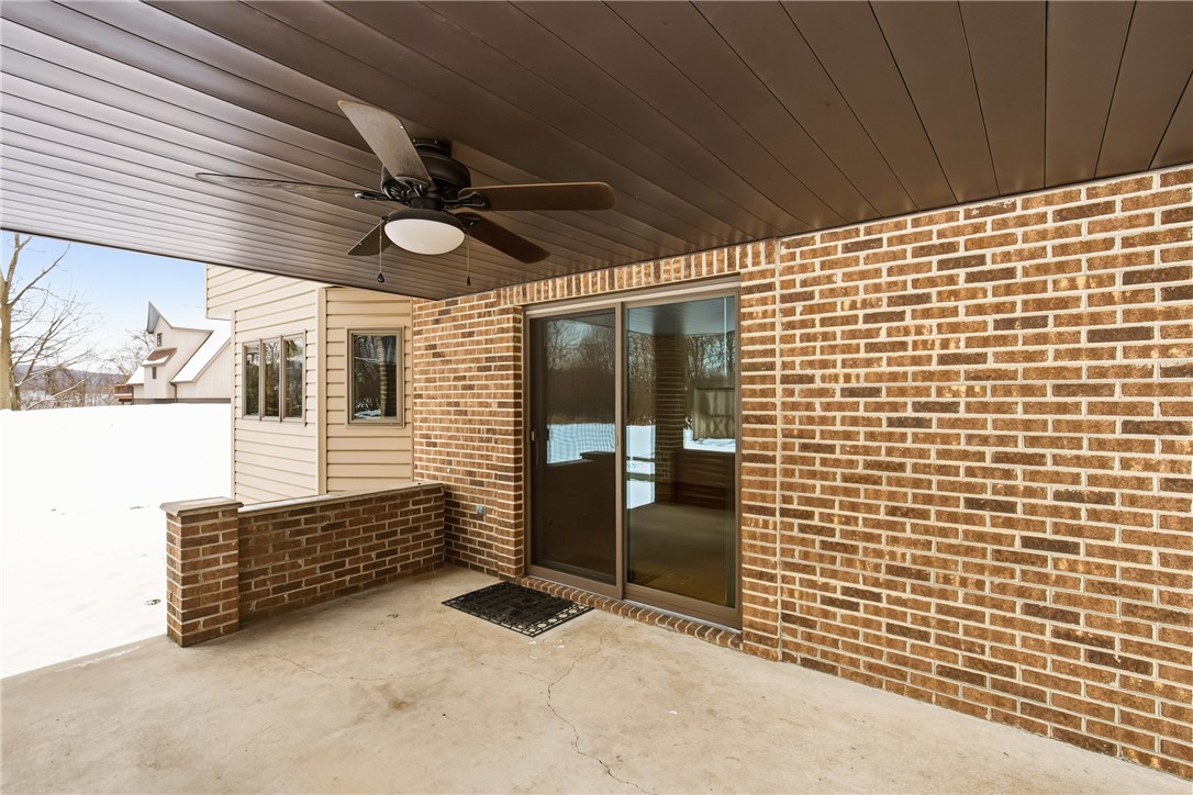 Johnstown, Pennsylvania 15909, United States, 3 Bedrooms Bedrooms, ,4 BathroomsBathrooms,Residential,Active,253105