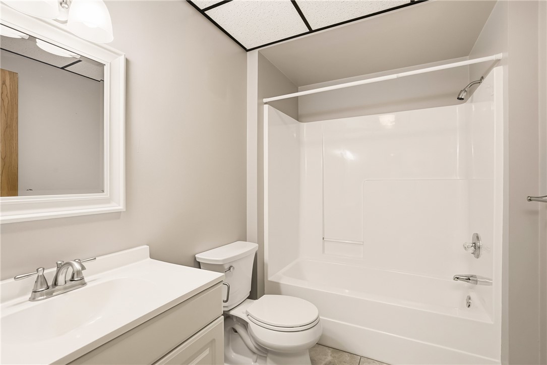 Johnstown, Pennsylvania 15909, United States, 3 Bedrooms Bedrooms, ,4 BathroomsBathrooms,Residential,Active,253105