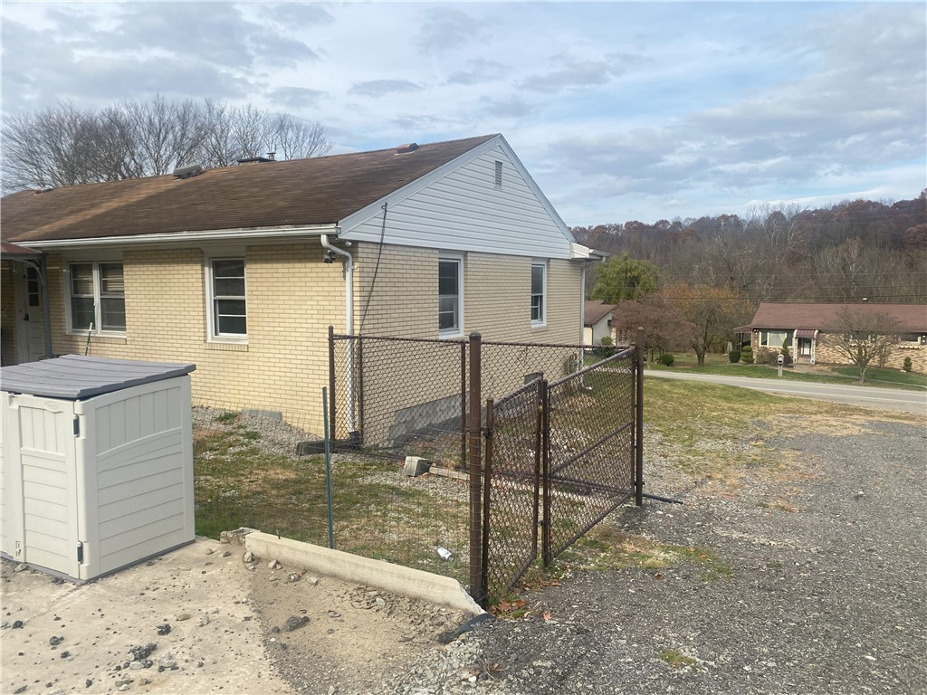 Hempfield Twp - Wml, Pennsylvania 15601, United States, 3 Bedrooms Bedrooms, ,1 BathroomBathrooms,Residential,Active,34605
