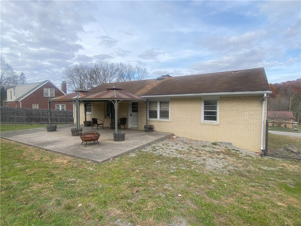 Hempfield Twp - Wml, Pennsylvania 15601, United States, 3 Bedrooms Bedrooms, ,1 BathroomBathrooms,Residential,Active,34605