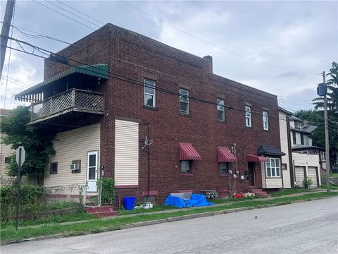 Multifamily For Sale - 602 E Lutton St St<br/> Lawrence County, New Castle, PA 16101