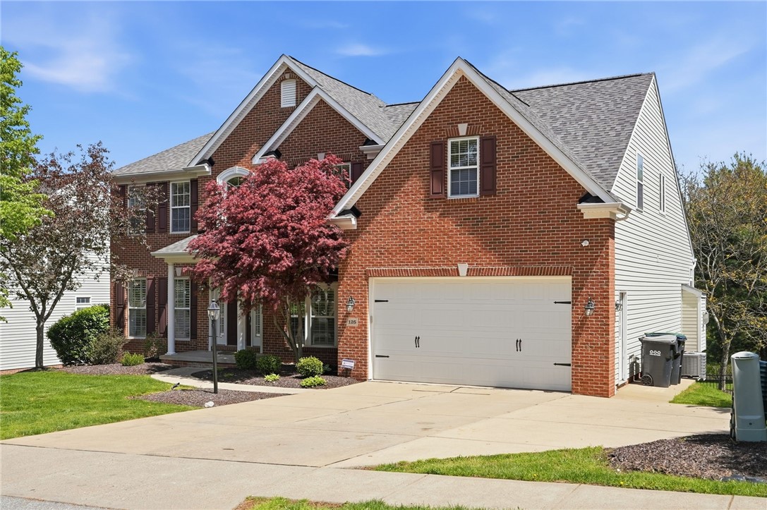 125 Blue Heron Dr
