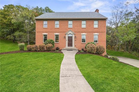 Photo of 124 Woodland Dr, Sarver, PA 16055 (MLS # 1727150)