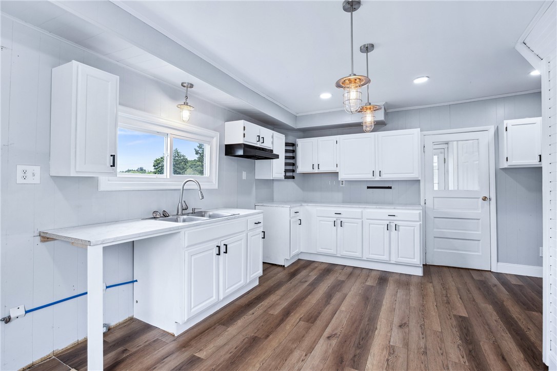 Hooversville, Pennsylvania 15936, United States, 4 Bedrooms Bedrooms, ,2 BathroomsBathrooms,Residential,Contingent,140949