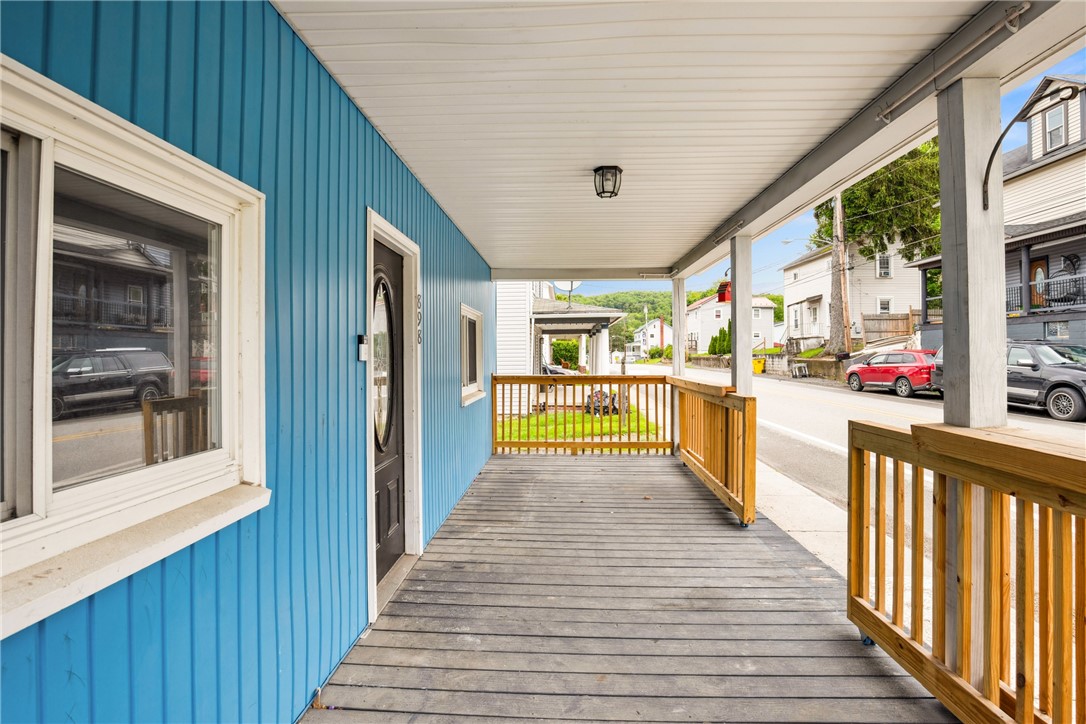 Hooversville, Pennsylvania 15936, United States, 4 Bedrooms Bedrooms, ,2 BathroomsBathrooms,Residential,Contingent,140949