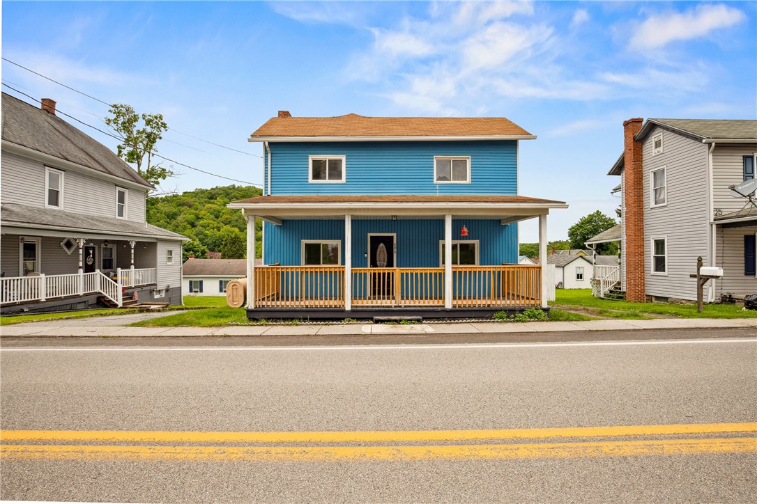 Hooversville, Pennsylvania 15936, United States, 4 Bedrooms Bedrooms, ,2 BathroomsBathrooms,Residential,Contingent,140949