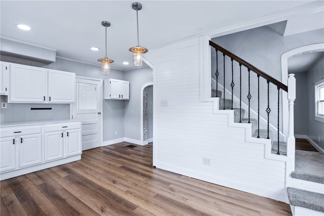 Hooversville, Pennsylvania 15936, United States, 4 Bedrooms Bedrooms, ,2 BathroomsBathrooms,Residential,Contingent,140949