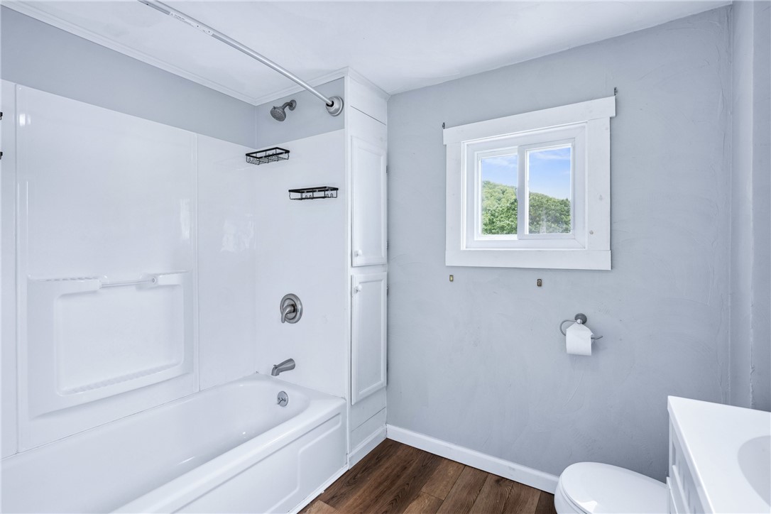 Hooversville, Pennsylvania 15936, United States, 4 Bedrooms Bedrooms, ,2 BathroomsBathrooms,Residential,Contingent,140949