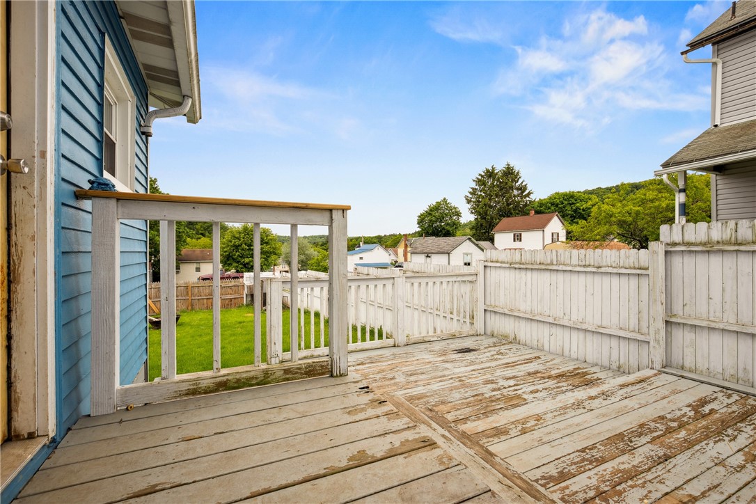 Hooversville, Pennsylvania 15936, United States, 4 Bedrooms Bedrooms, ,2 BathroomsBathrooms,Residential,Contingent,140949