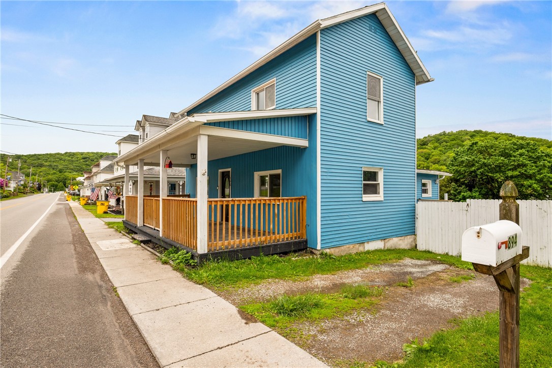 Hooversville, Pennsylvania 15936, United States, 4 Bedrooms Bedrooms, ,2 BathroomsBathrooms,Residential,Contingent,140949