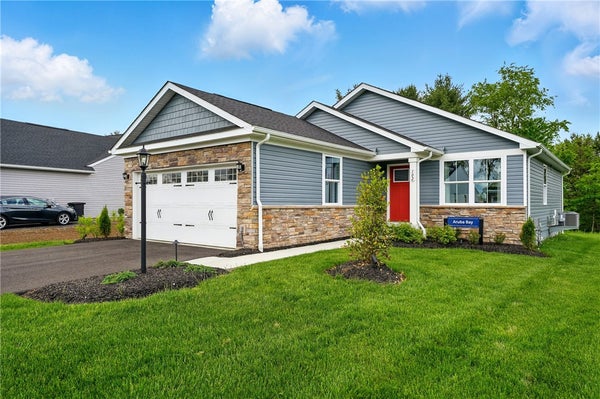 102 BRISTLECONE CT, FREEPORT, PA 16229 - Image 7b3cebcf440e192af8cbf5b2c4d1feb7/3690312558