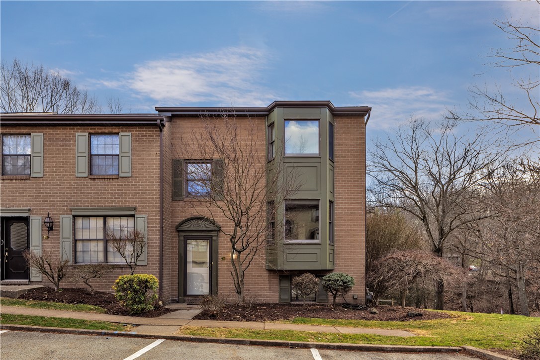 216 Rainprint Lane, Murrysville, Pennsylvania image 1