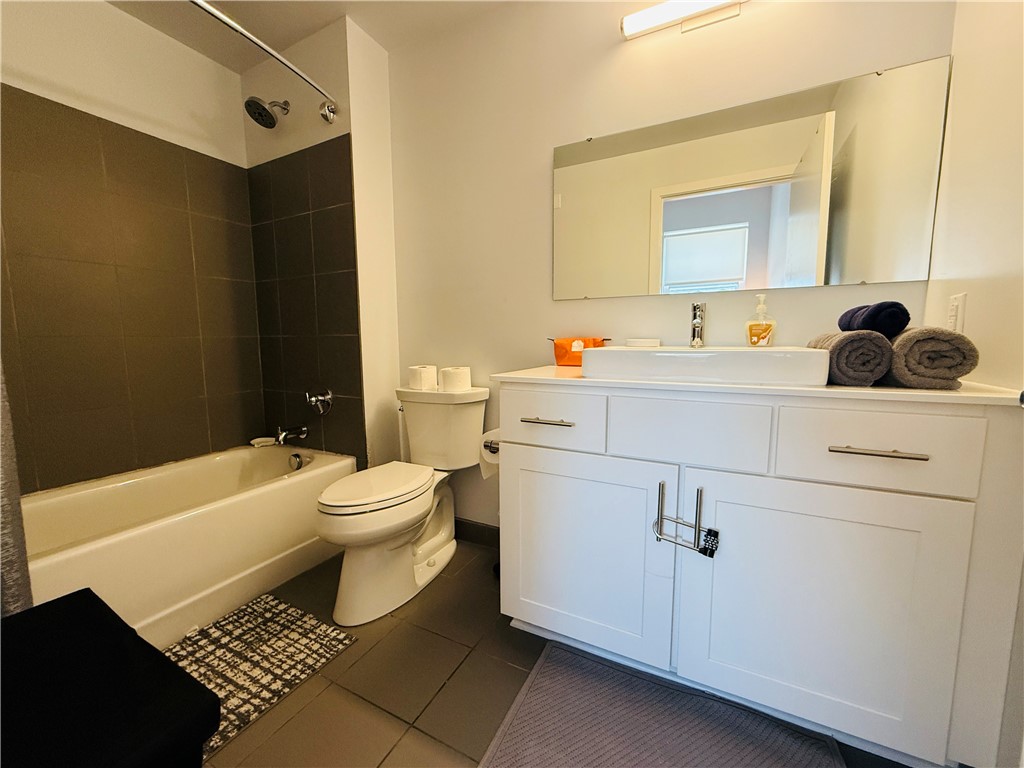 Lawrenceville, Pennsylvania 15201, United States, 2 Bedrooms Bedrooms, ,2 BathroomsBathrooms,Residential,Active,16977