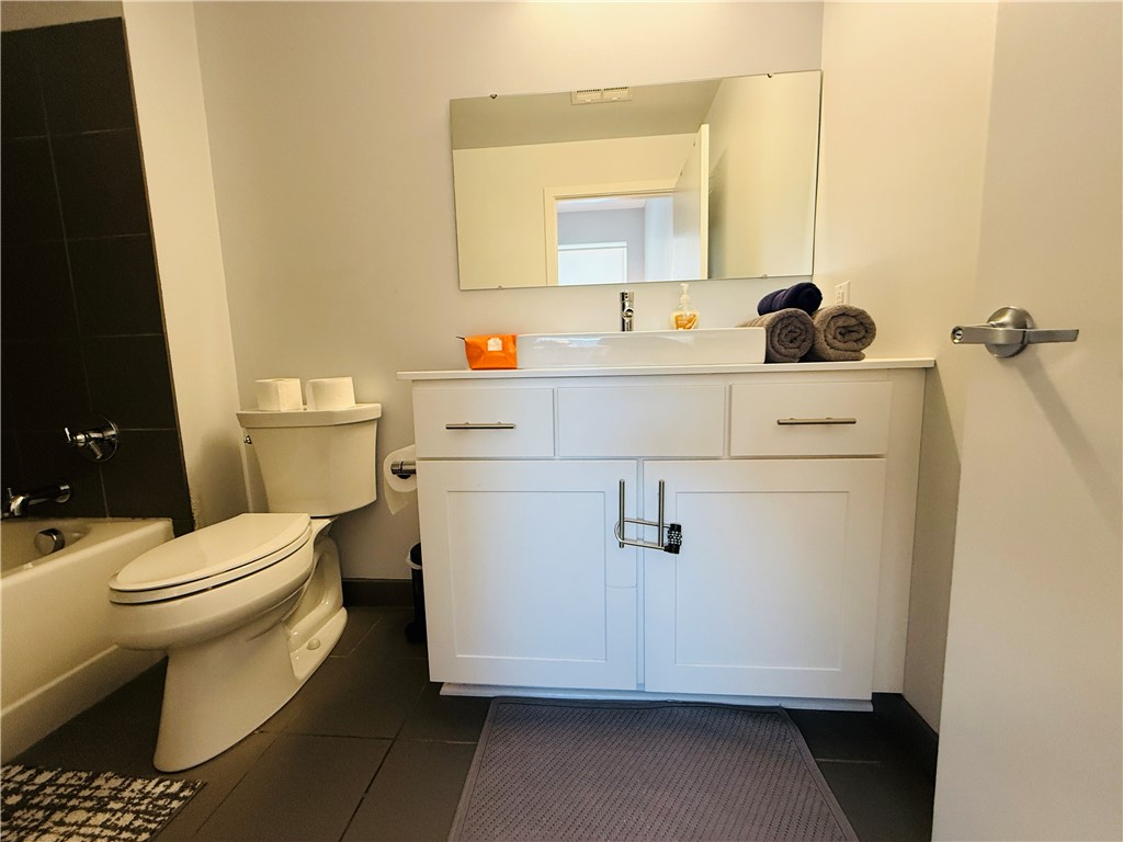 Lawrenceville, Pennsylvania 15201, United States, 2 Bedrooms Bedrooms, ,2 BathroomsBathrooms,Residential,Active,16977