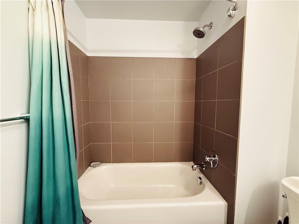 Lawrenceville, Pennsylvania 15201, United States, 2 Bedrooms Bedrooms, ,2 BathroomsBathrooms,Residential,Active,16977
