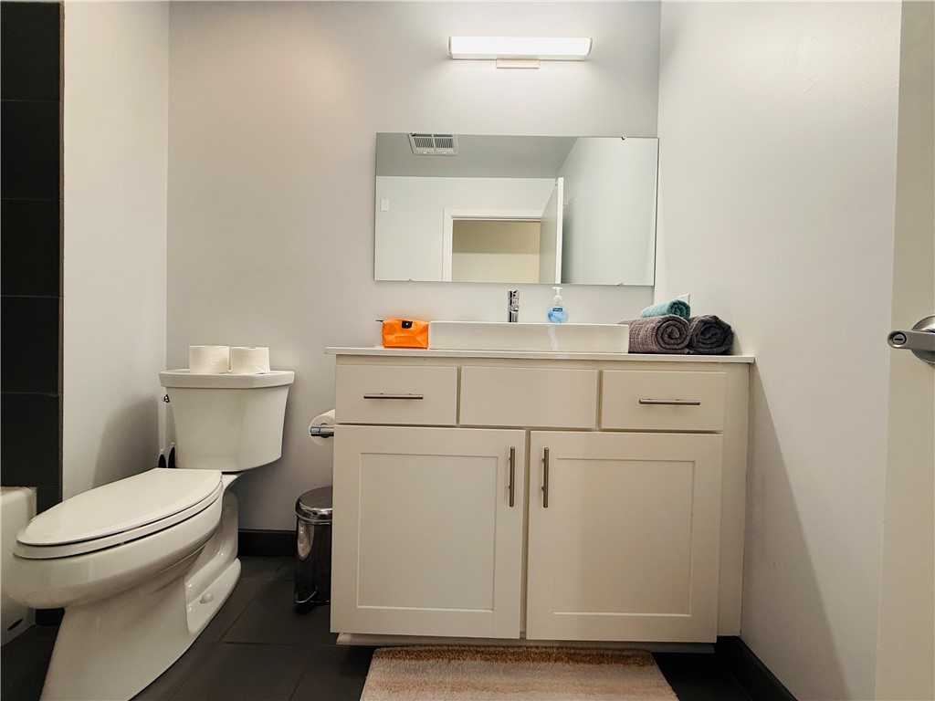 Lawrenceville, Pennsylvania 15201, United States, 2 Bedrooms Bedrooms, ,2 BathroomsBathrooms,Residential,Active,16977