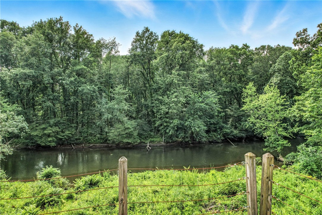 Jamestown, Pennsylvania 16134, United States, 2 Bedrooms Bedrooms, ,1 BathroomBathrooms,Residential,Active,171160