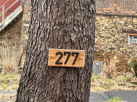 277 Plyer Way Mt Washington PA 15211