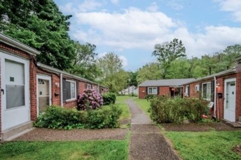 Photo of 19 Pennridge Ct #15, Pittsburgh, PA 15235 (MLS # 1725809)