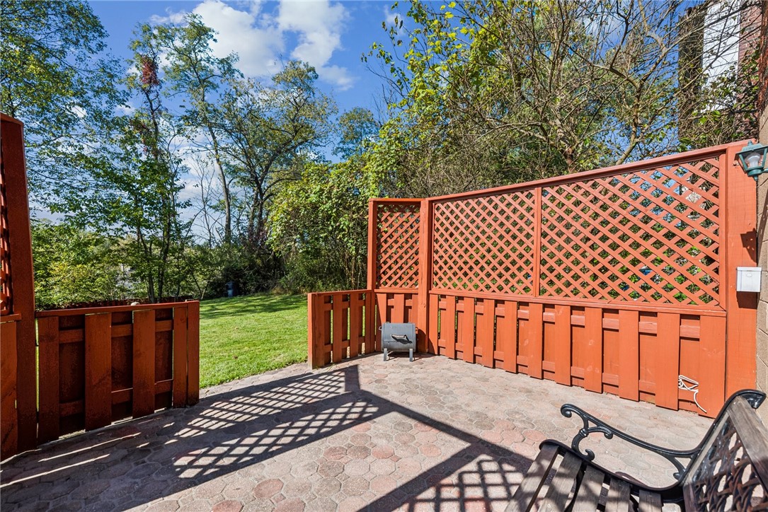 Penn Hills, Pennsylvania 15235, United States, 5 Bedrooms Bedrooms, ,3 BathroomsBathrooms,Residential,Contingent,39137