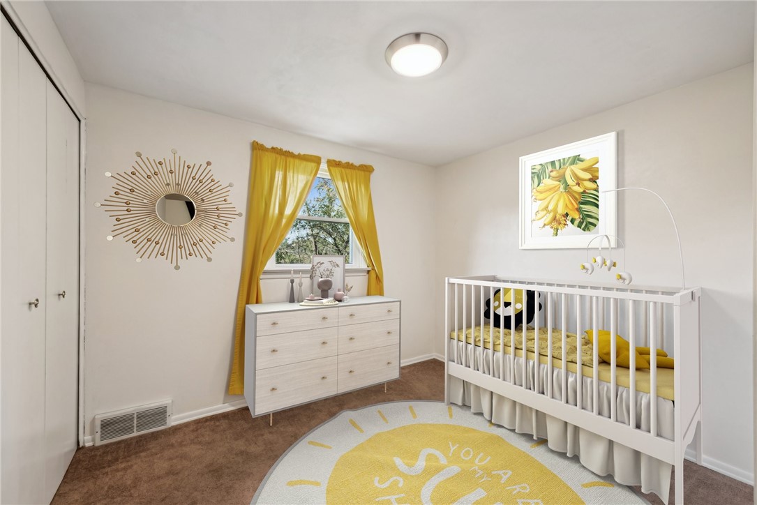 Penn Hills, Pennsylvania 15235, United States, 5 Bedrooms Bedrooms, ,3 BathroomsBathrooms,Residential,Contingent,39137