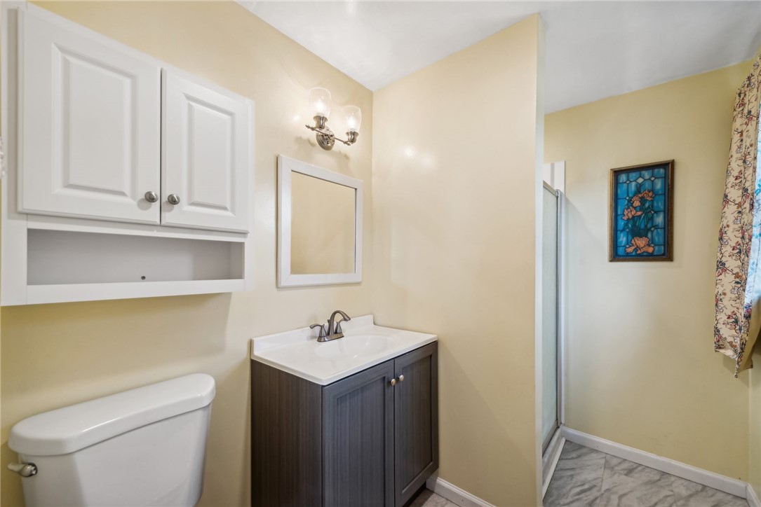 Penn Hills, Pennsylvania 15235, United States, 5 Bedrooms Bedrooms, ,3 BathroomsBathrooms,Residential,Contingent,39137