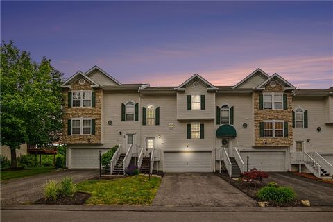 Townhouse For Sale - 137 Mountain Dr<br/> Carnegie, PA 15106