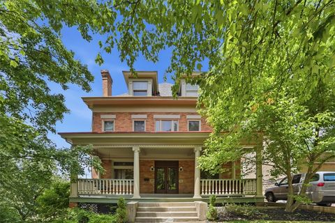 Photo of 1001 Heberton St, Pittsburgh, PA 15206 (MLS # 1763049)