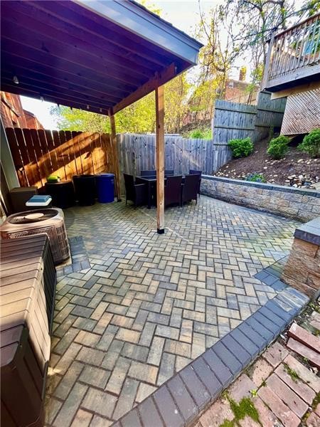 Stanton Heights, Pennsylvania 15201, United States, 2 Bedrooms Bedrooms, ,2 BathroomsBathrooms,Residential,Active,152404