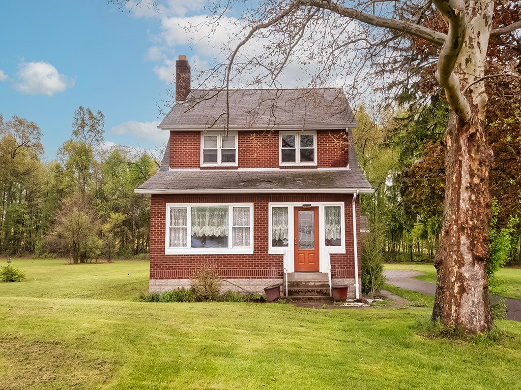 385 N Pike Rd