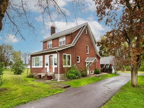 Photo of 385 N Pike Rd, Sarver, PA 16055 (MLS # 1750634)