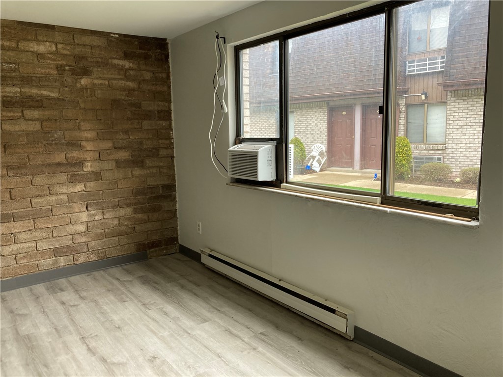 Plum Boro, Pennsylvania 15068, United States, 1 Bedroom Bedrooms, ,1 BathroomBathrooms,Residential,Active,250842