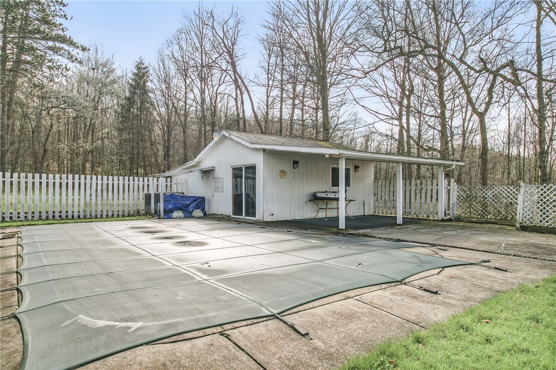 2341 S Hermitage Rd, Hermitage, Pennsylvania image 4
