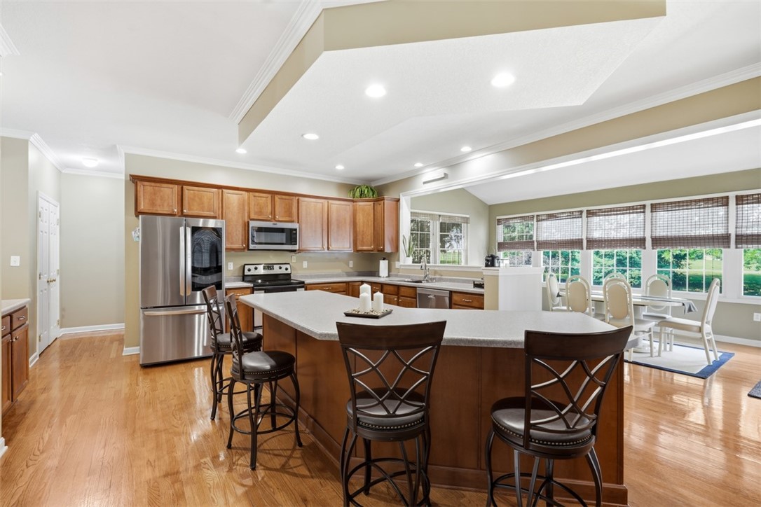106 Valleybrook Dr