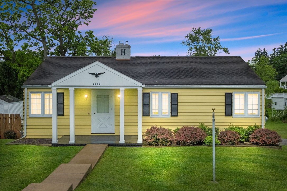 2600 Locust Ln