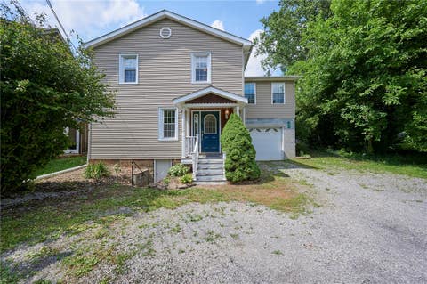 Homes For Sale - 632 Wampum Ave Ave<br/> Lawrence County, Ellwood City, PA 16117