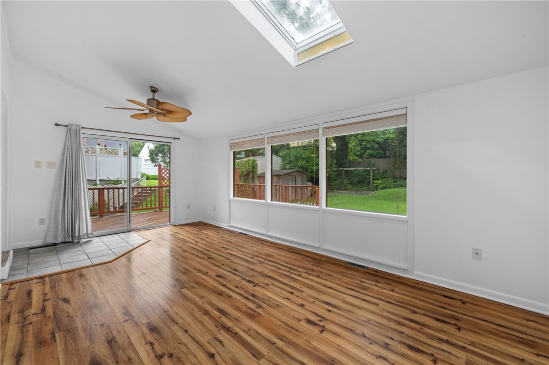 Crafton, Pennsylvania 15205, United States, 3 Bedrooms Bedrooms, ,2 BathroomsBathrooms,Residential,Active,174736