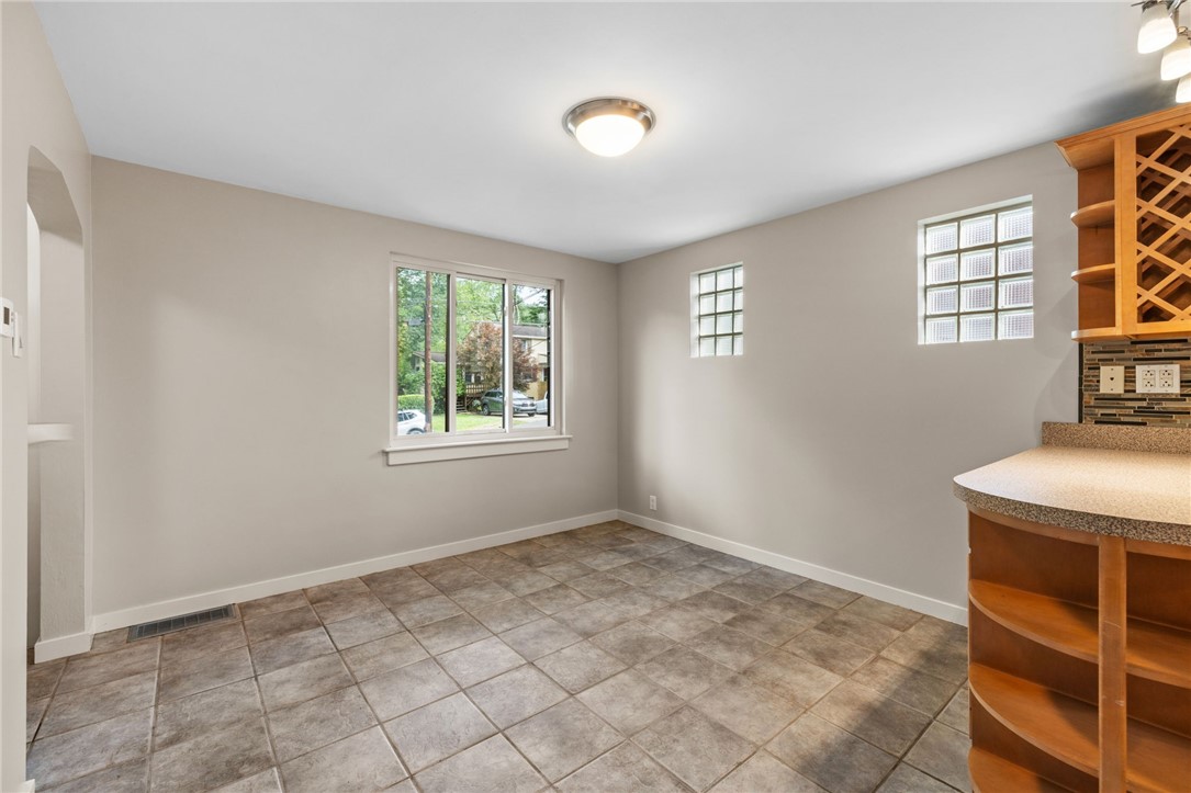 Crafton, Pennsylvania 15205, United States, 3 Bedrooms Bedrooms, ,2 BathroomsBathrooms,Residential,Active,174736