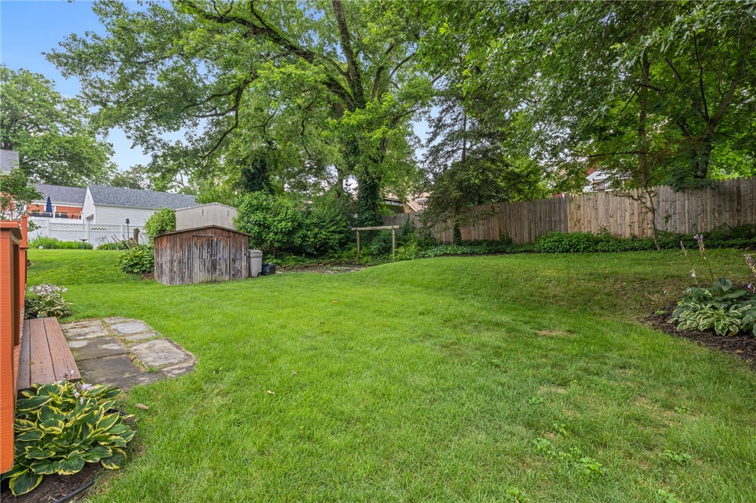 Crafton, Pennsylvania 15205, United States, 3 Bedrooms Bedrooms, ,2 BathroomsBathrooms,Residential,Active,174736