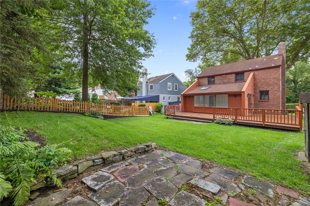 Crafton, Pennsylvania 15205, United States, 3 Bedrooms Bedrooms, ,2 BathroomsBathrooms,Residential,Active,174736