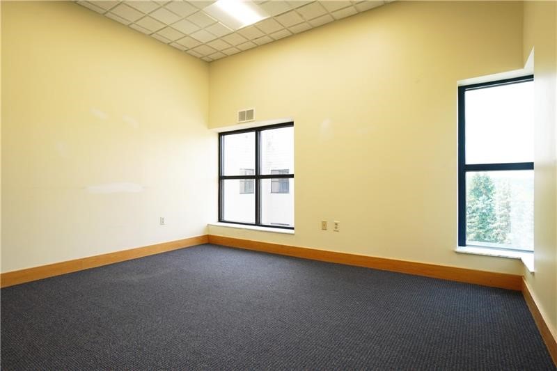 McCandless, Pennsylvania 15090, United States, ,Commercial,Active,166294