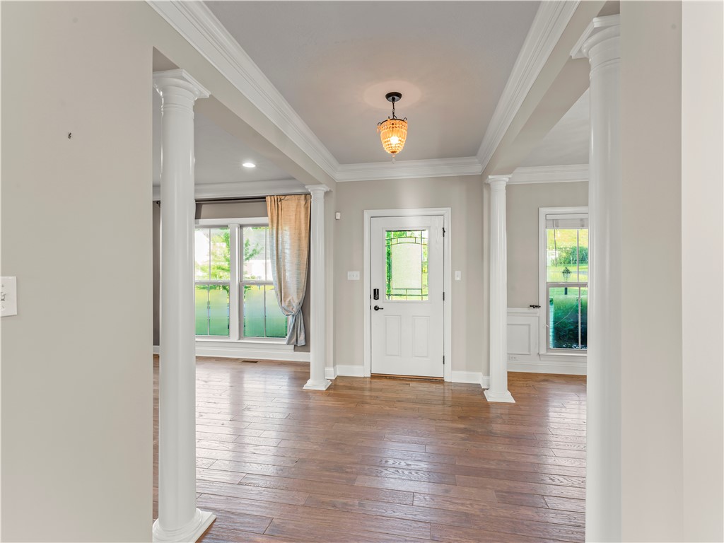 4402 Walnut Ridge Cir