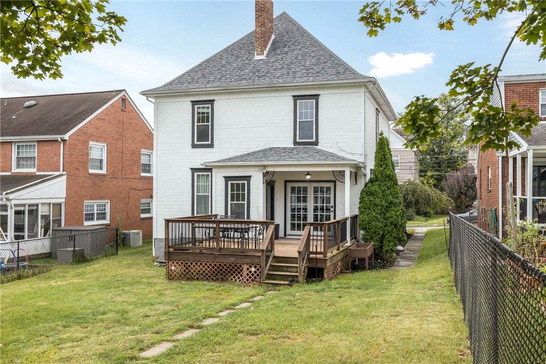 Houston, Pennsylvania 15342, United States, 4 Bedrooms Bedrooms, ,2 BathroomsBathrooms,Residential,Active,218307