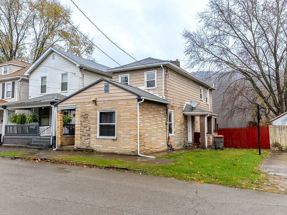 1210 2nd Avenue Ave, Beaver Falls, Pennsylvania image 1